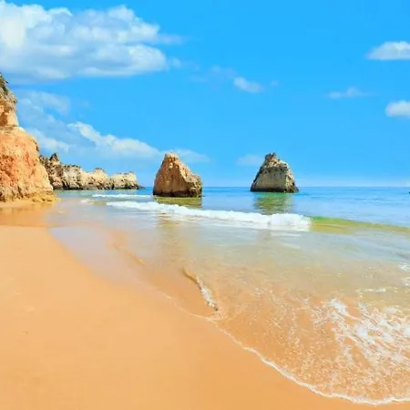 River & Sea View Ii 펜션 알보르